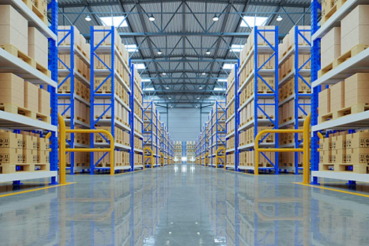 Gudang logistik